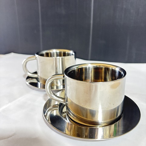 ステンレス製コーヒーカップ&ソーサーセット　税込1100円
