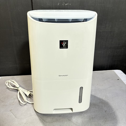衣類乾燥除湿器　シャープ　税込7700円