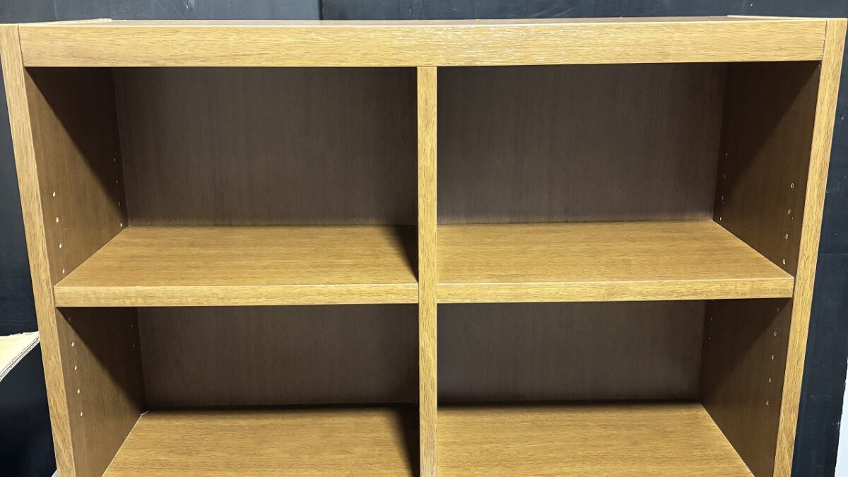 しっかりとした本棚　シェルフ　横向き　税込3300円